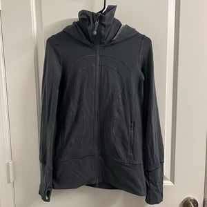 Women’s gray Lululemon zip up jacket (size 6)